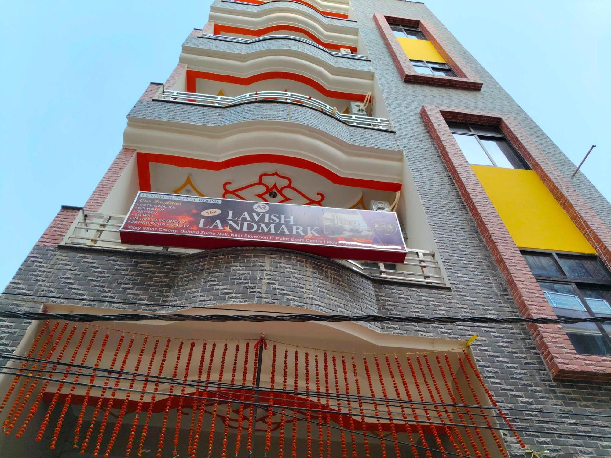 Hotel O The Lavish Landmark Dānāpur エクステリア 写真