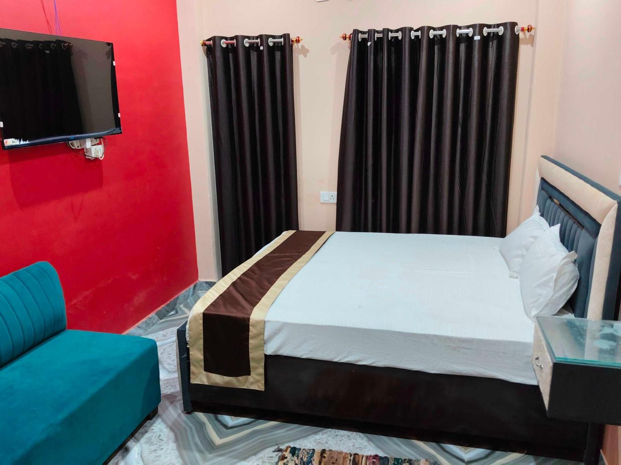 Hotel O The Lavish Landmark Dānāpur エクステリア 写真