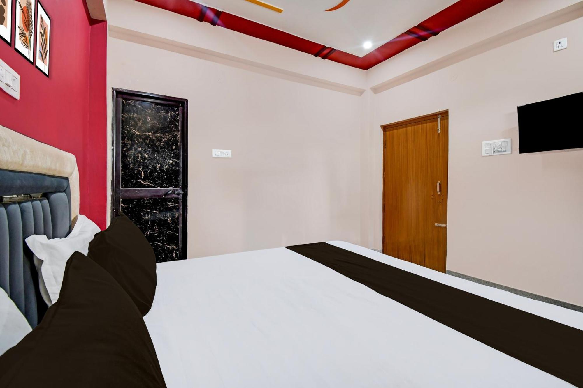 Hotel O The Lavish Landmark Dānāpur エクステリア 写真